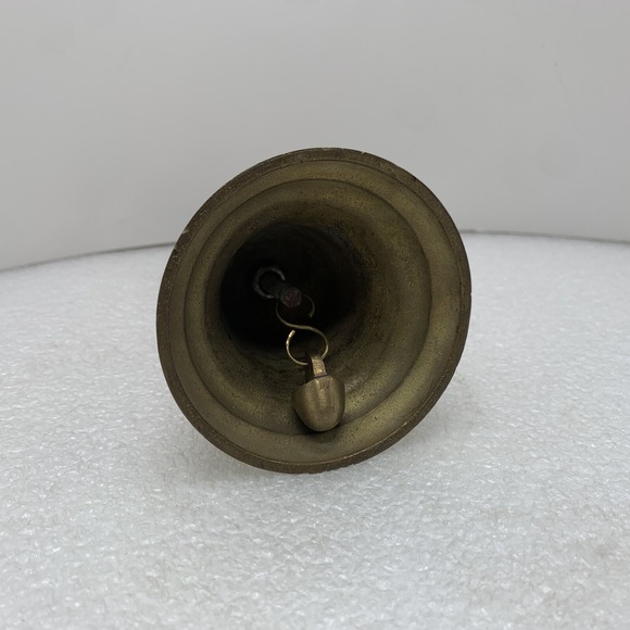 Vintage Drawbridge Inn Hotel January 1st 2000 Commemorative Wood‎ & Brass Bell - Picture 6 of 6